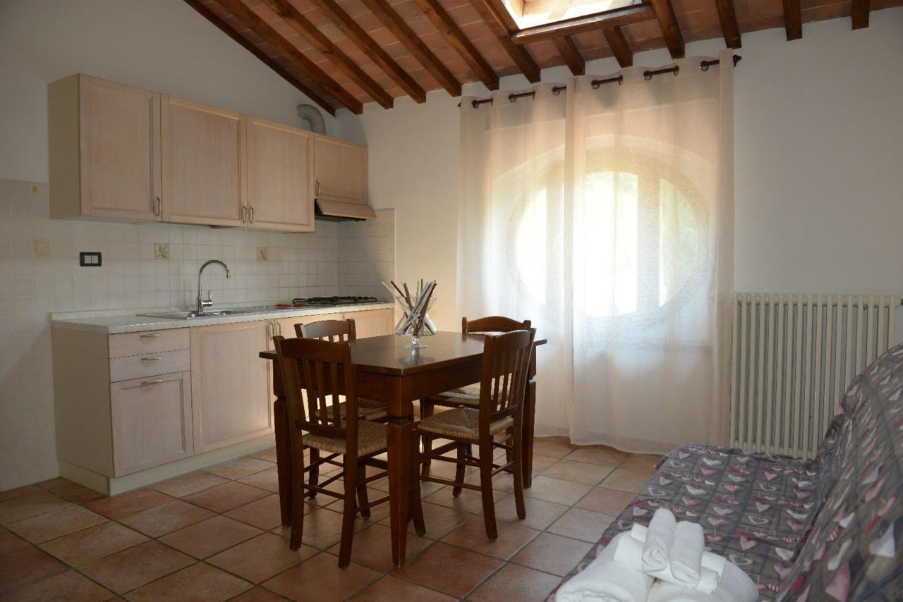 Residence Il Granaio Riparbella Luaran gambar
