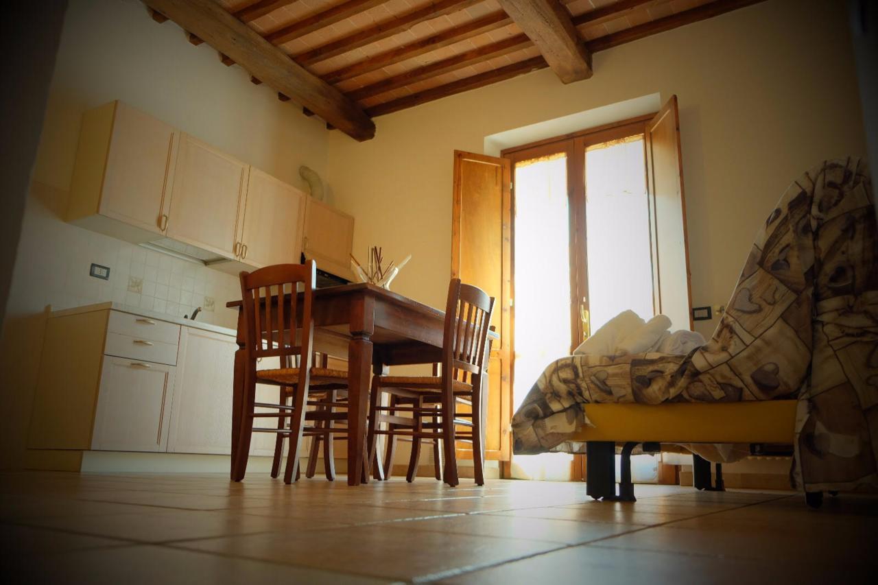 Residence Il Granaio Riparbella Luaran gambar